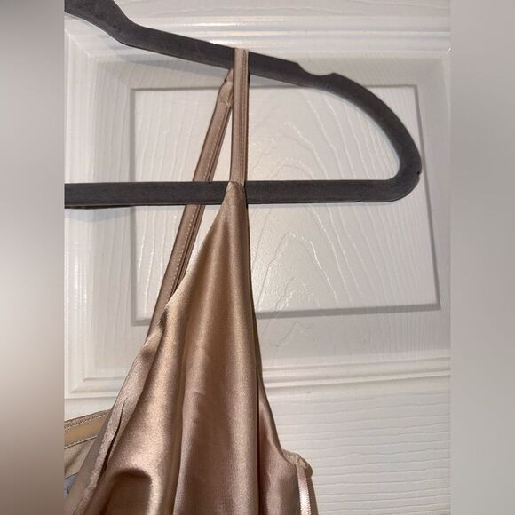 Baltic Born Champagne Silky Cowl Neck Ruched Slit Formal Holiday Dress XS NWT - Picture 6 of 9